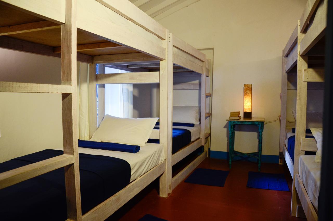 Woke Arpora Hostel Buitenkant foto
